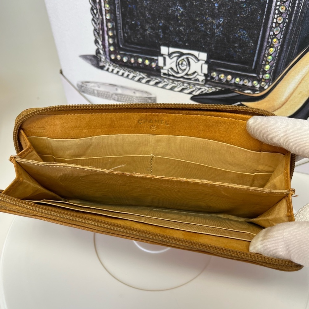 Chanel Caviar skin C C long Wallet - Picture 4 of 8